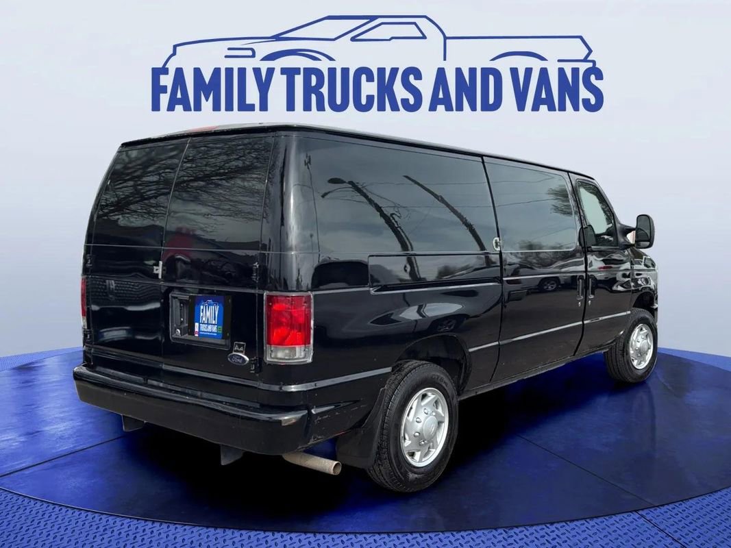 Used 2014 Ford E-150 and Econoline 150 w/ Power Group image 5