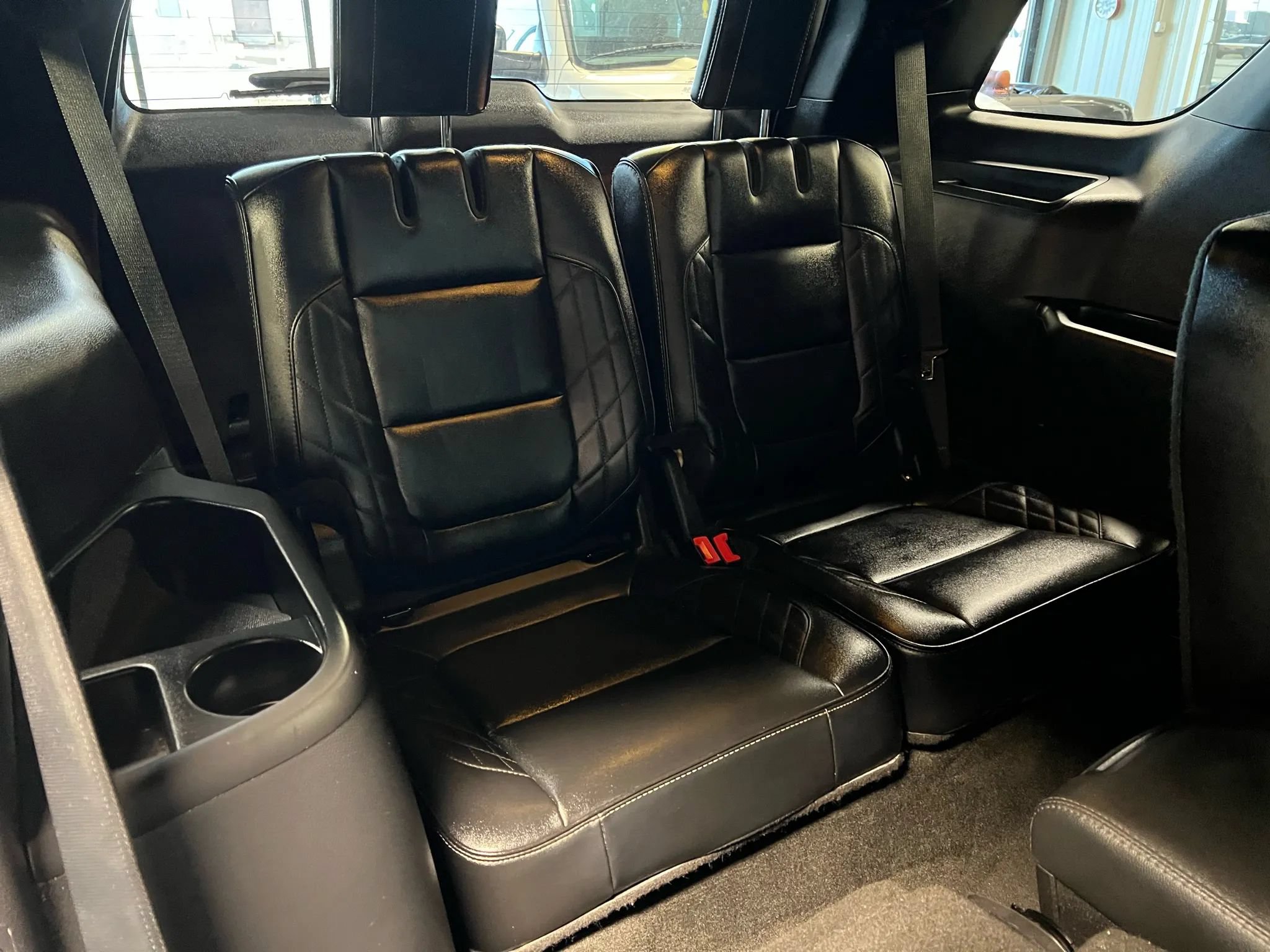 Used 2016 Ford Explorer Platinum AWD/4WD image 14