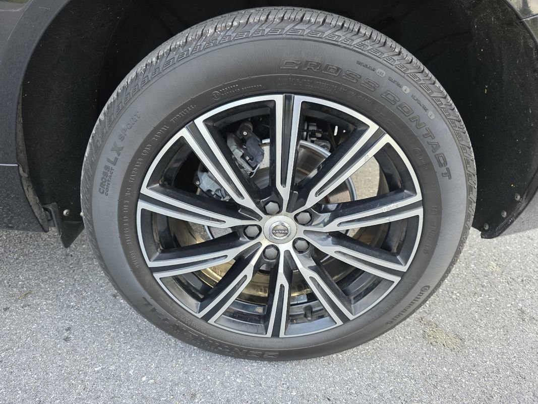 Used 2020 Volvo XC60 T5 Inscription w/ Protection Package image 36