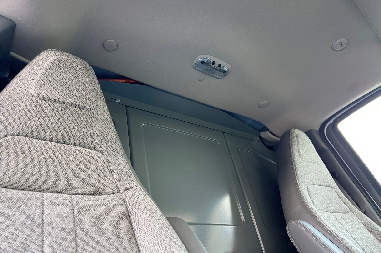 Used 2023 Chevrolet Express 3500 Extended w/ Driver Convenience Package image 16