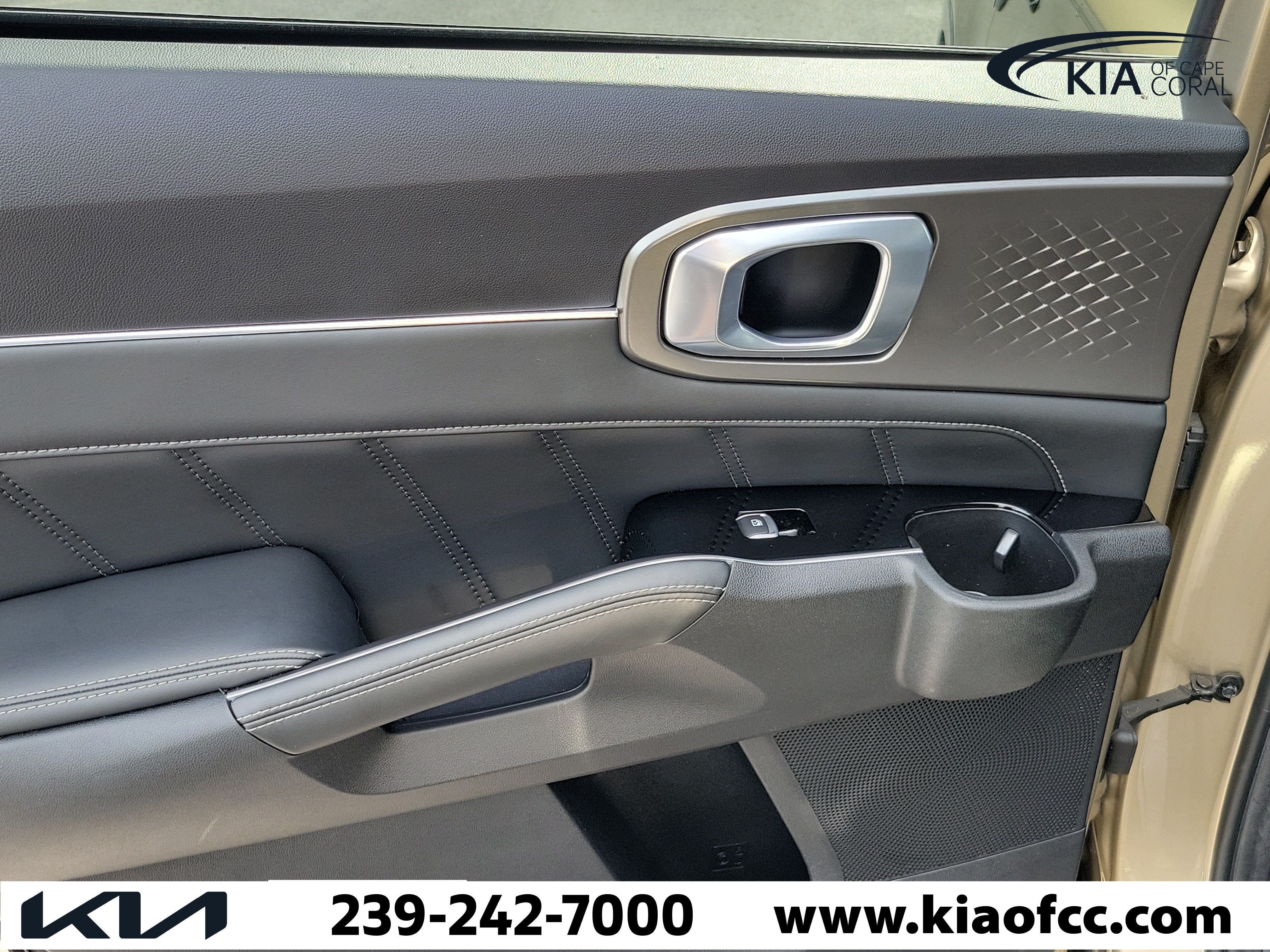 Used 2021 Kia Sorento SX AWD/4WD image 14