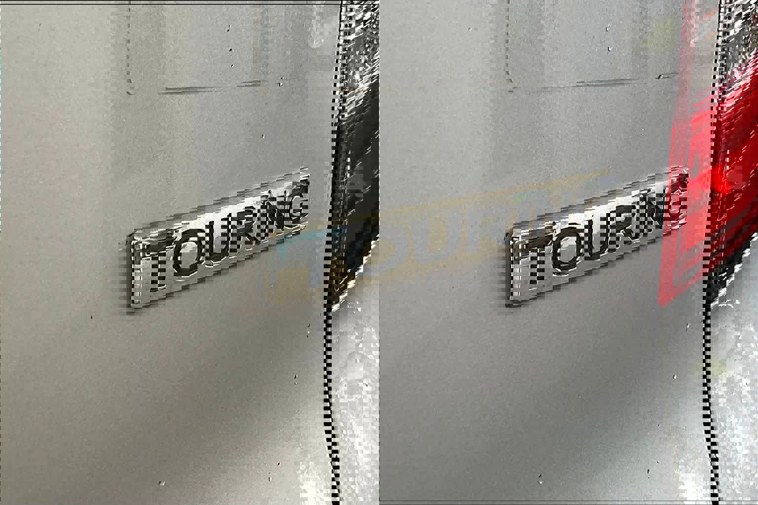 Used 2019 Honda Pilot Touring image 10