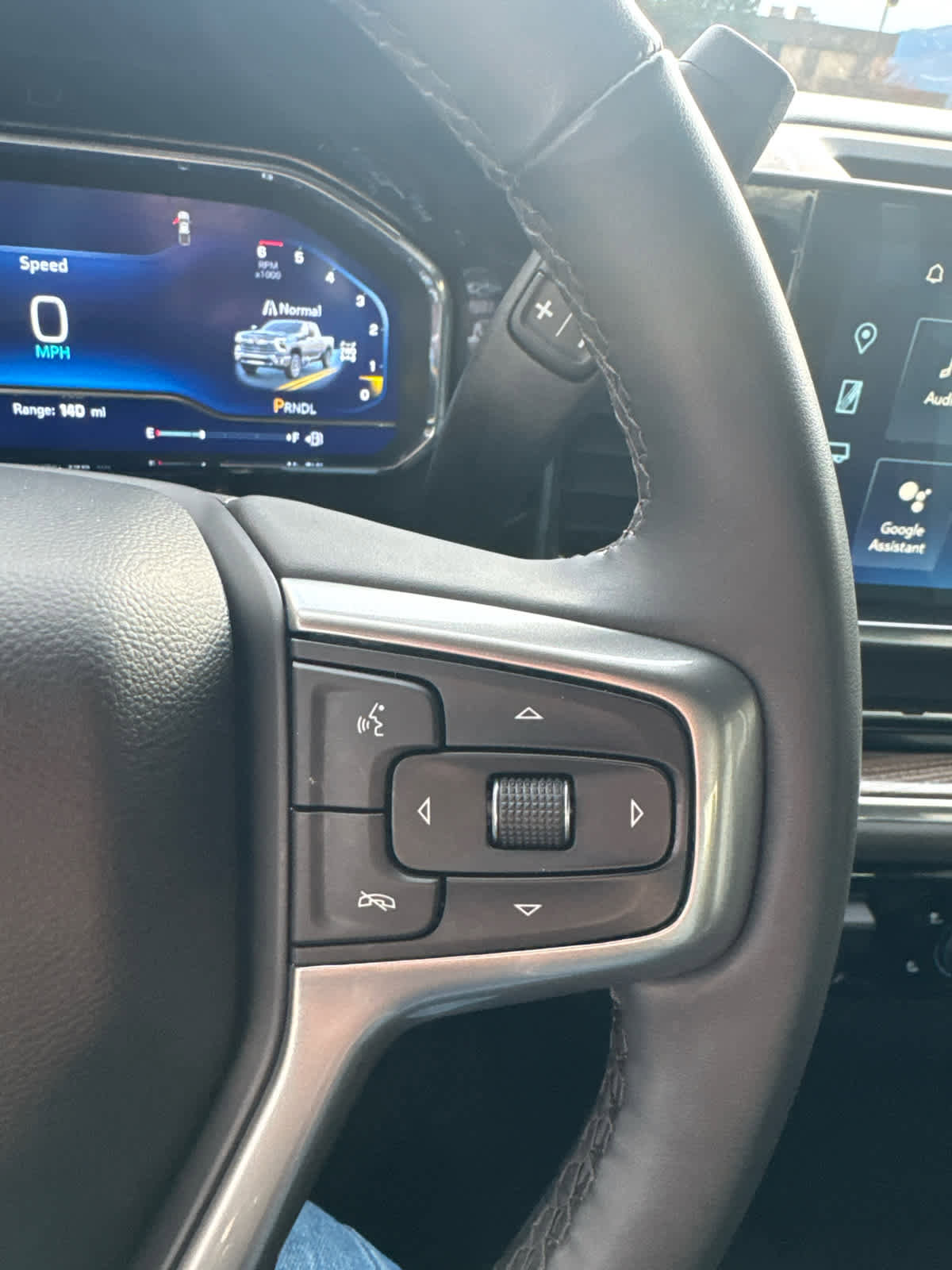 Used 2024 Chevrolet Silverado 2500 LT w/ Convenience Package image 24