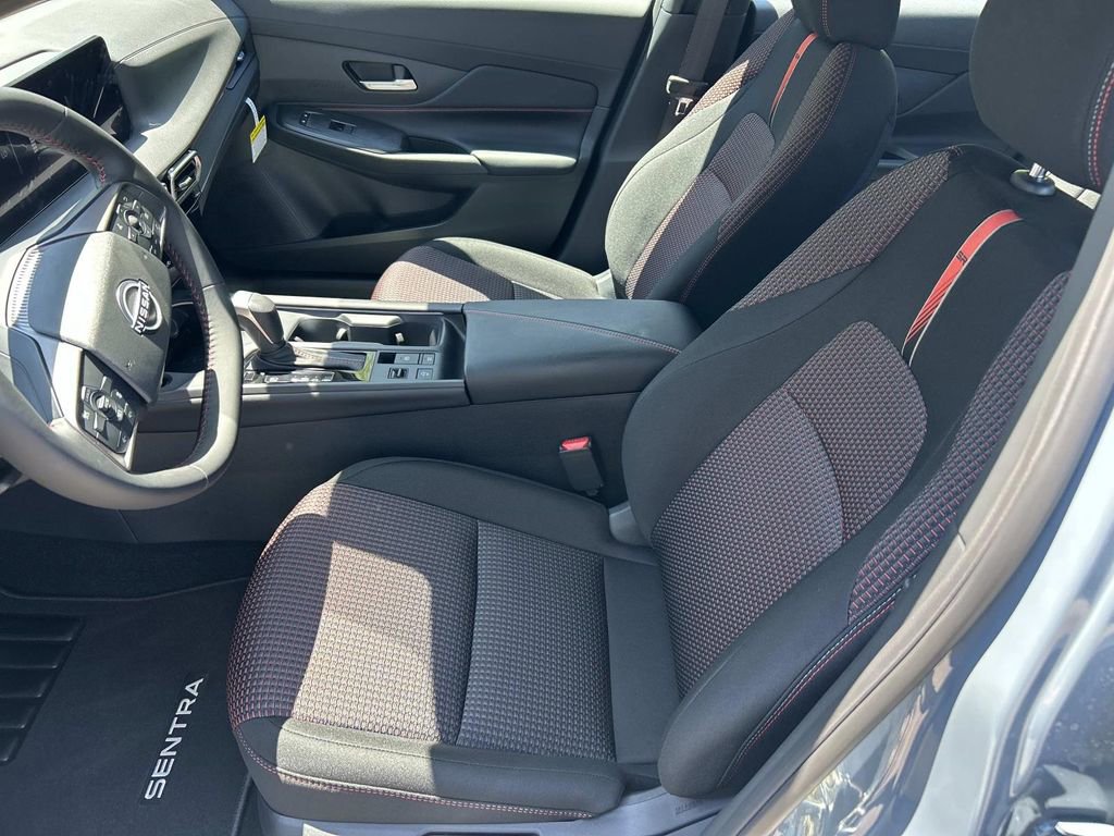 New 2026 Nissan Sentra SR w/ Floor Mat Package FWD image 14