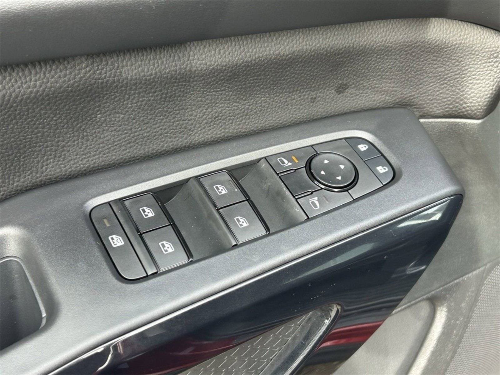 New 2026 Nissan Pathfinder SV FWD image 33