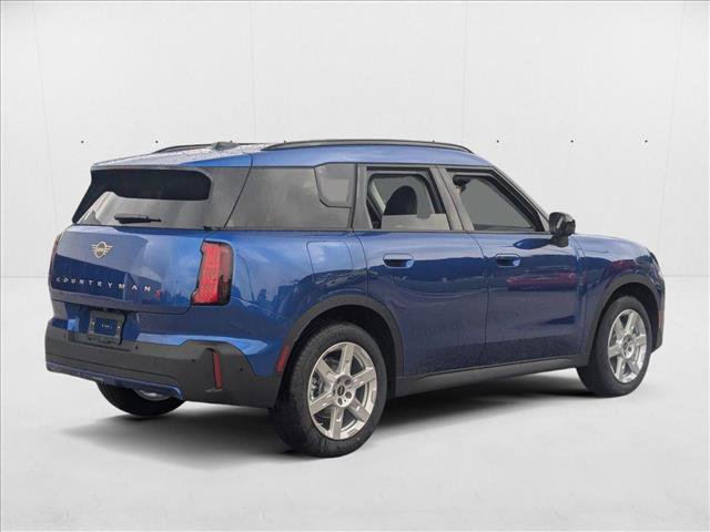 Used 2025 MINI Cooper Countryman S w/ Comfort Package Max image 2