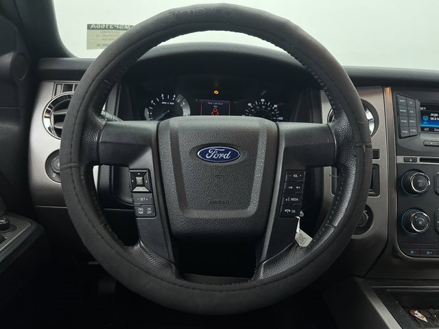 Used 2017 Ford Expedition XLT image 18