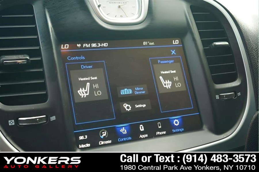 Used 2021 Chrysler 300 Touring L image 45