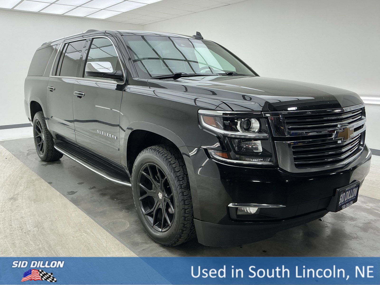 Used 2018 Chevrolet Suburban Premier w/ Max Trailering Package image 3