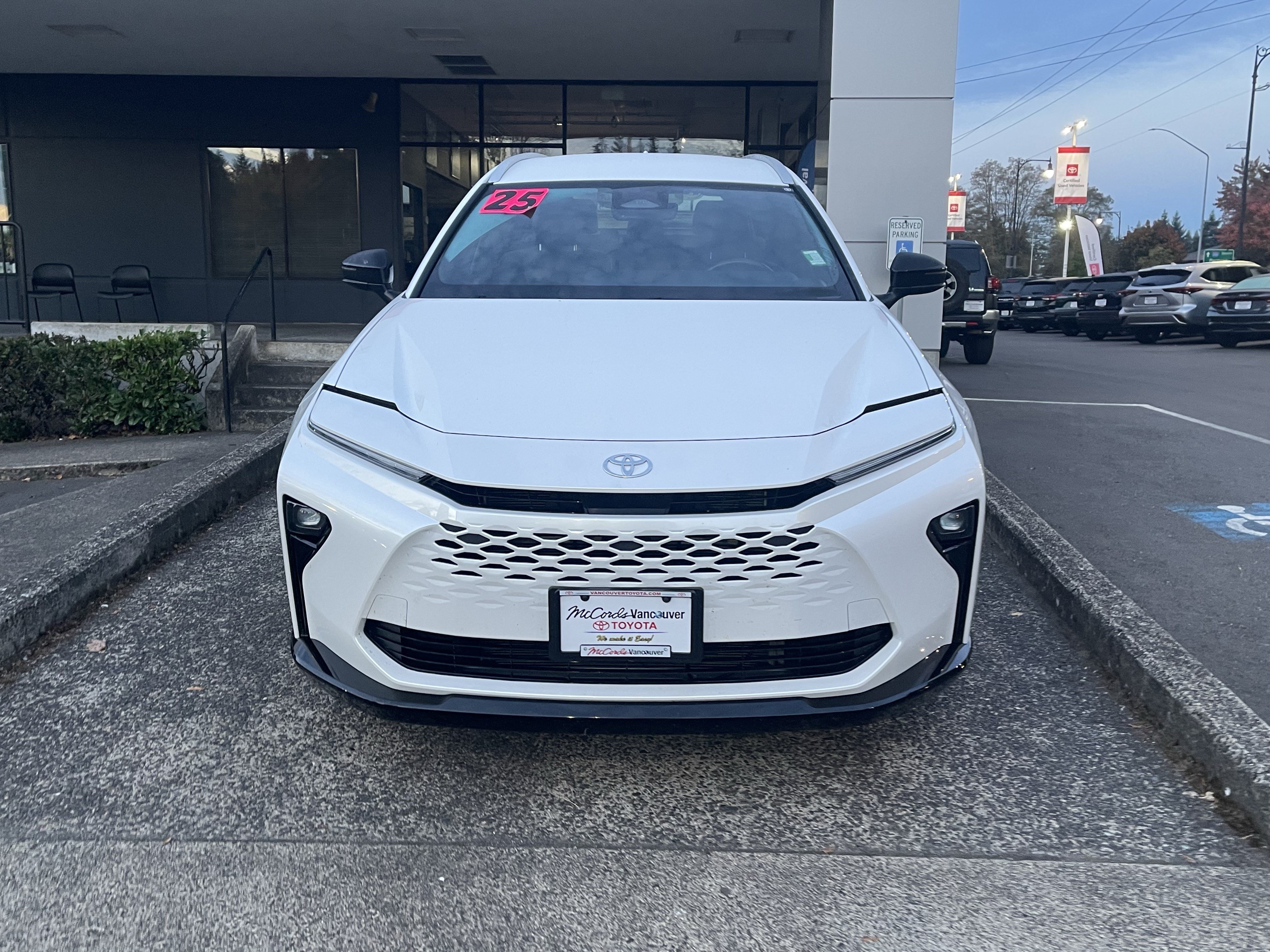 Certified 2025 Toyota Crown Signia w/ Tow-Hitch Package (TMS) AWD/4WD image 2