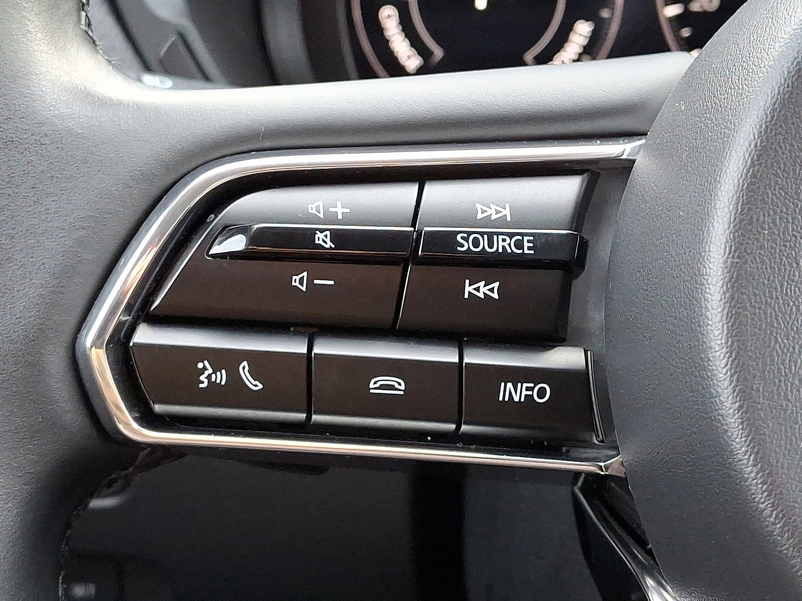 Certified 2024 MAZDA CX-90 Plug-In Hybrid w/ Premium Pkg image 25