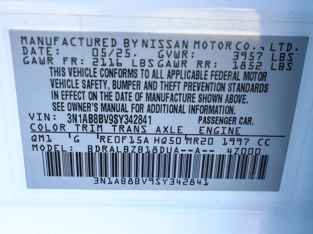 Used 2025 Nissan Sentra S image 32
