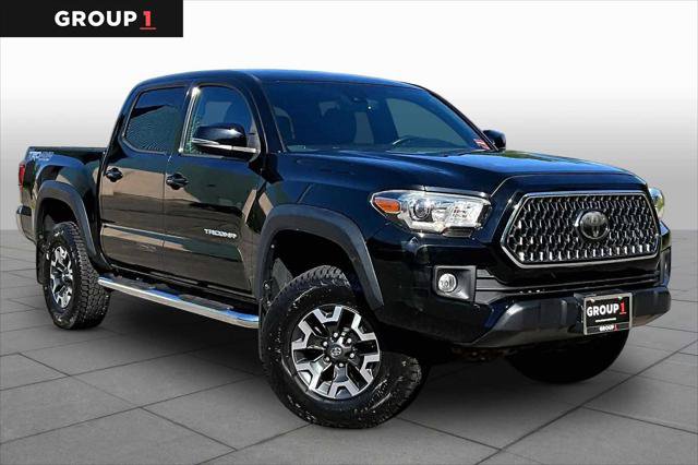 Certified 2019 Toyota Tacoma TRD Off-Road AWD/4WD image 3