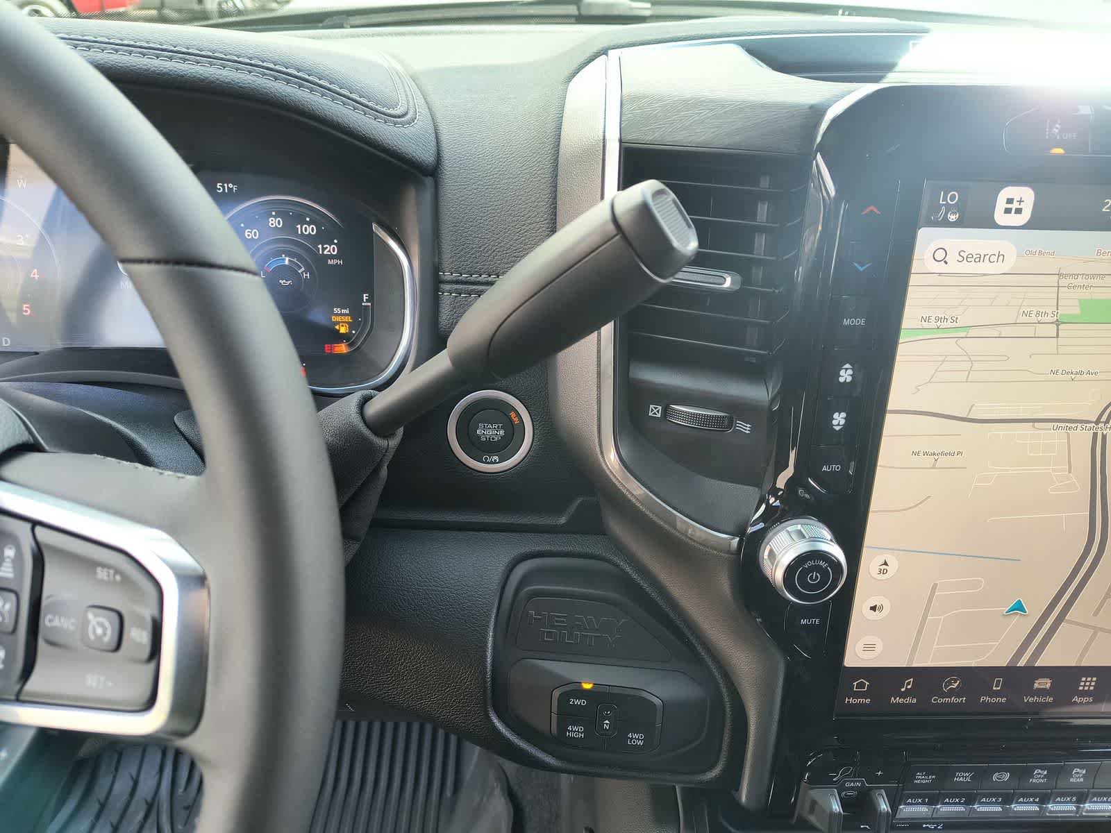 New 2026 RAM 3500 Laramie AWD/4WD image 20