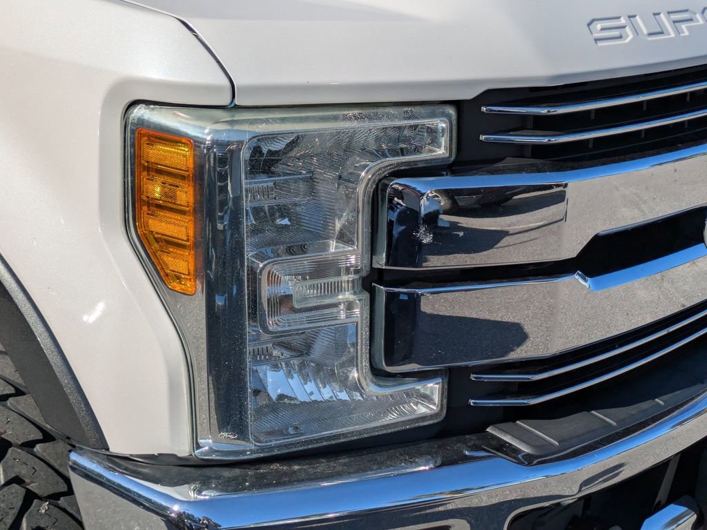 Used 2017 Ford F250 Lariat w/ Lariat Value Package image 10