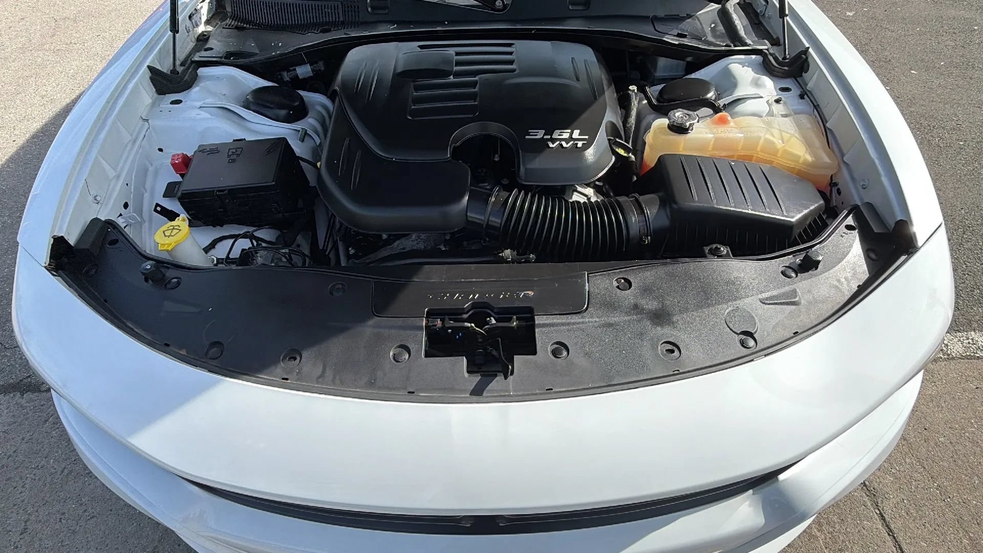 Used 2022 Dodge Charger SXT RWD image 23