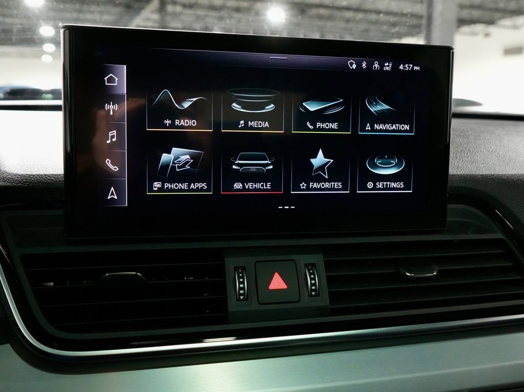 Used 2021 Audi SQ5 Premium w/ Convenience Package image 18