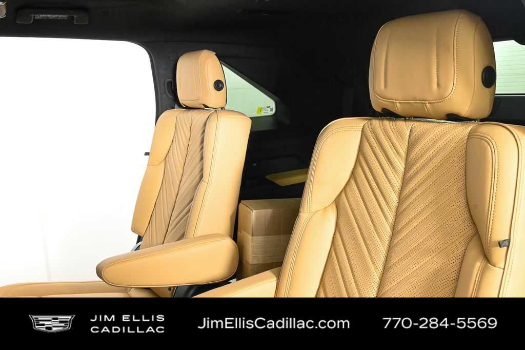 New 2025 Cadillac Escalade IQ Luxury 2 AWD/4WD image 23
