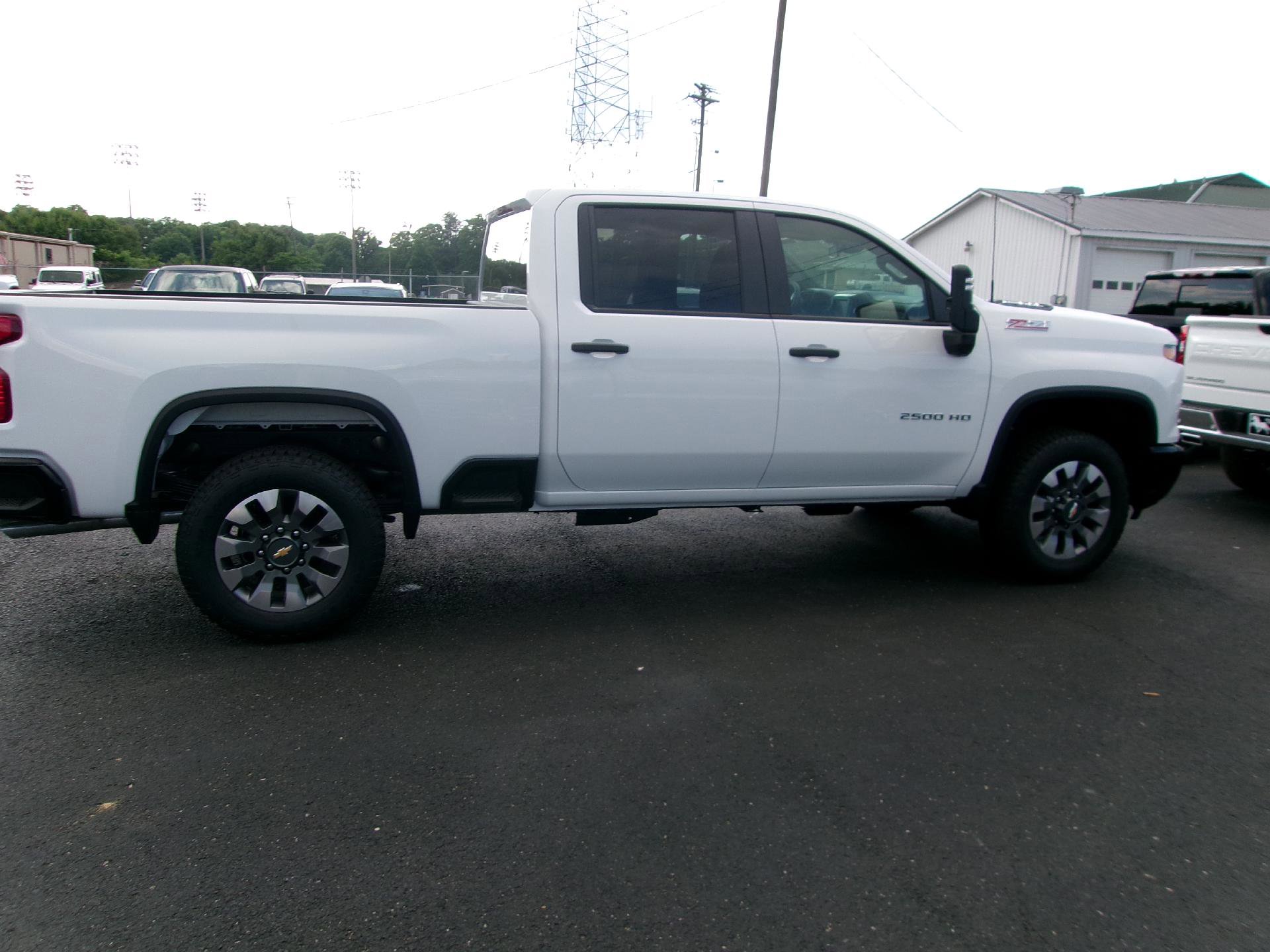 New 2026 Chevrolet Silverado 2500 Custom w/ Custom Value Package AWD/4WD image 22