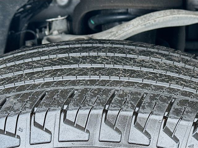 Used 2025 GMC Sierra 1500 SLT image 33