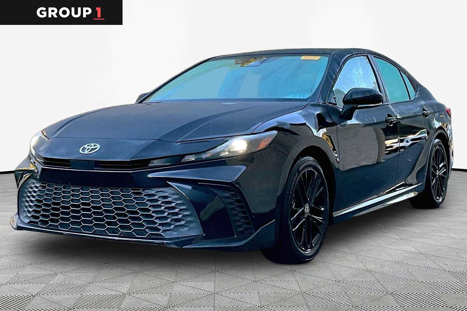 Used 2025 Toyota Camry SE