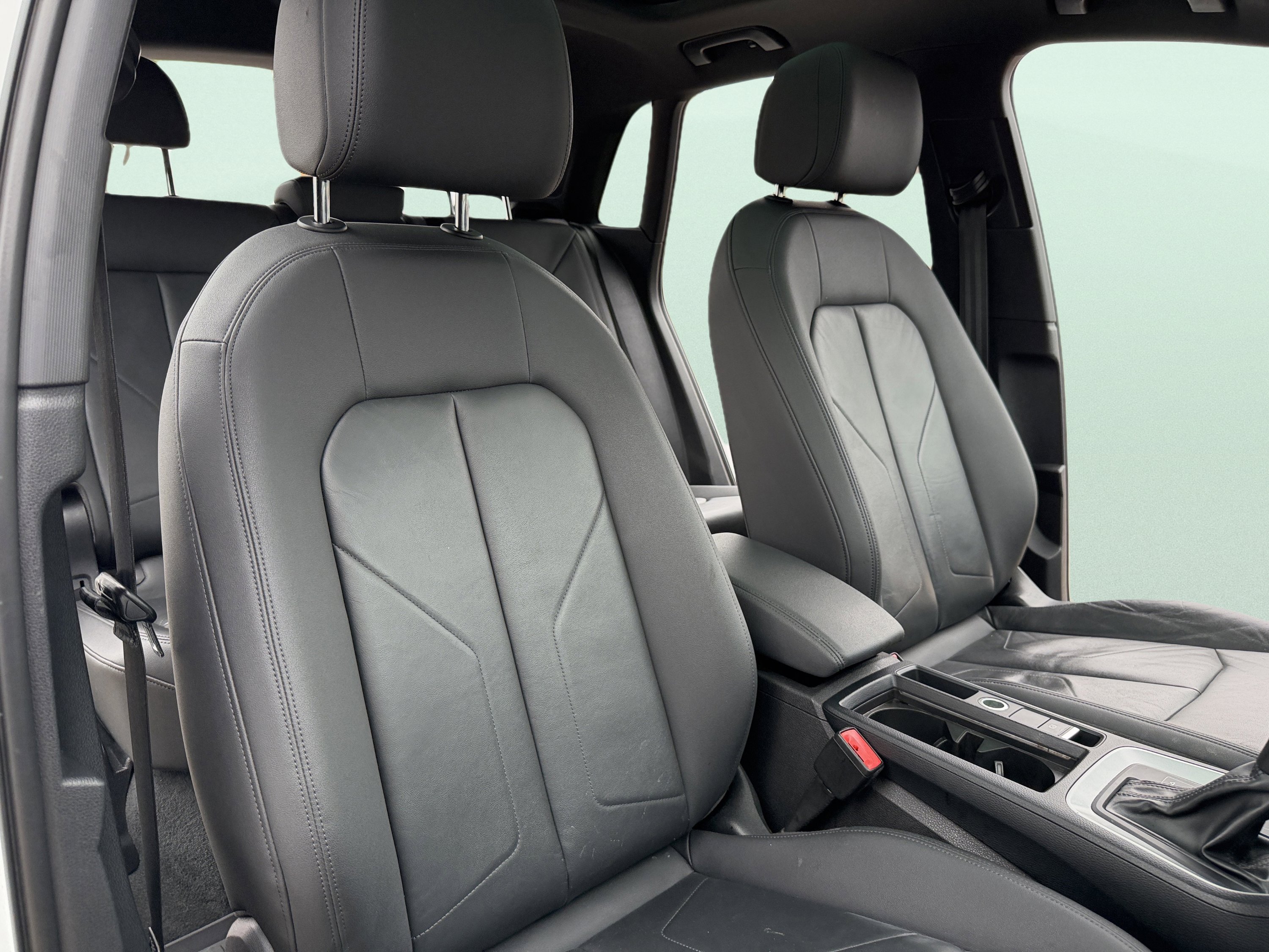 Used 2021 Audi Q3 2.0T Premium w/ Convenience Package image 33