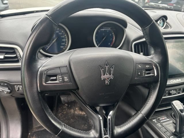 Used 2019 Maserati Ghibli S Q4 AWD/4WD image 3