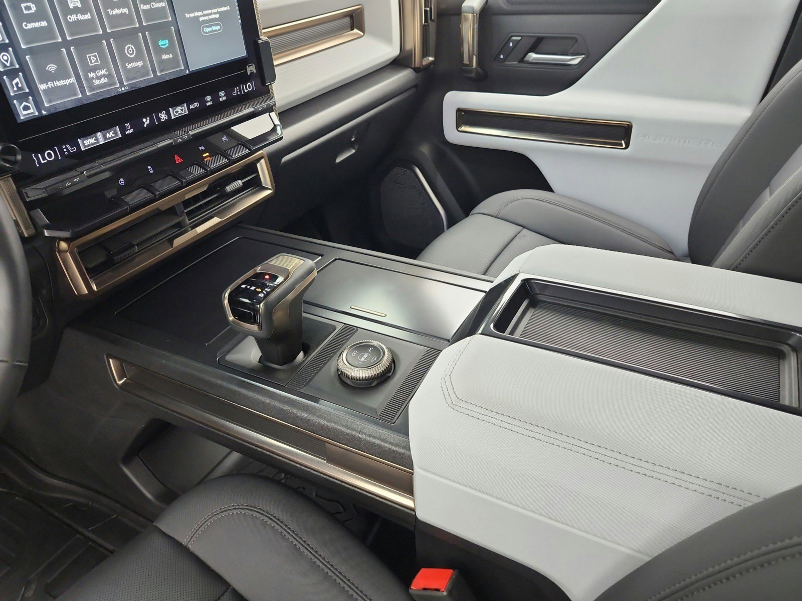 Used 2024 GMC Hummer EV 2X w/ LPO, Sport Package image 12