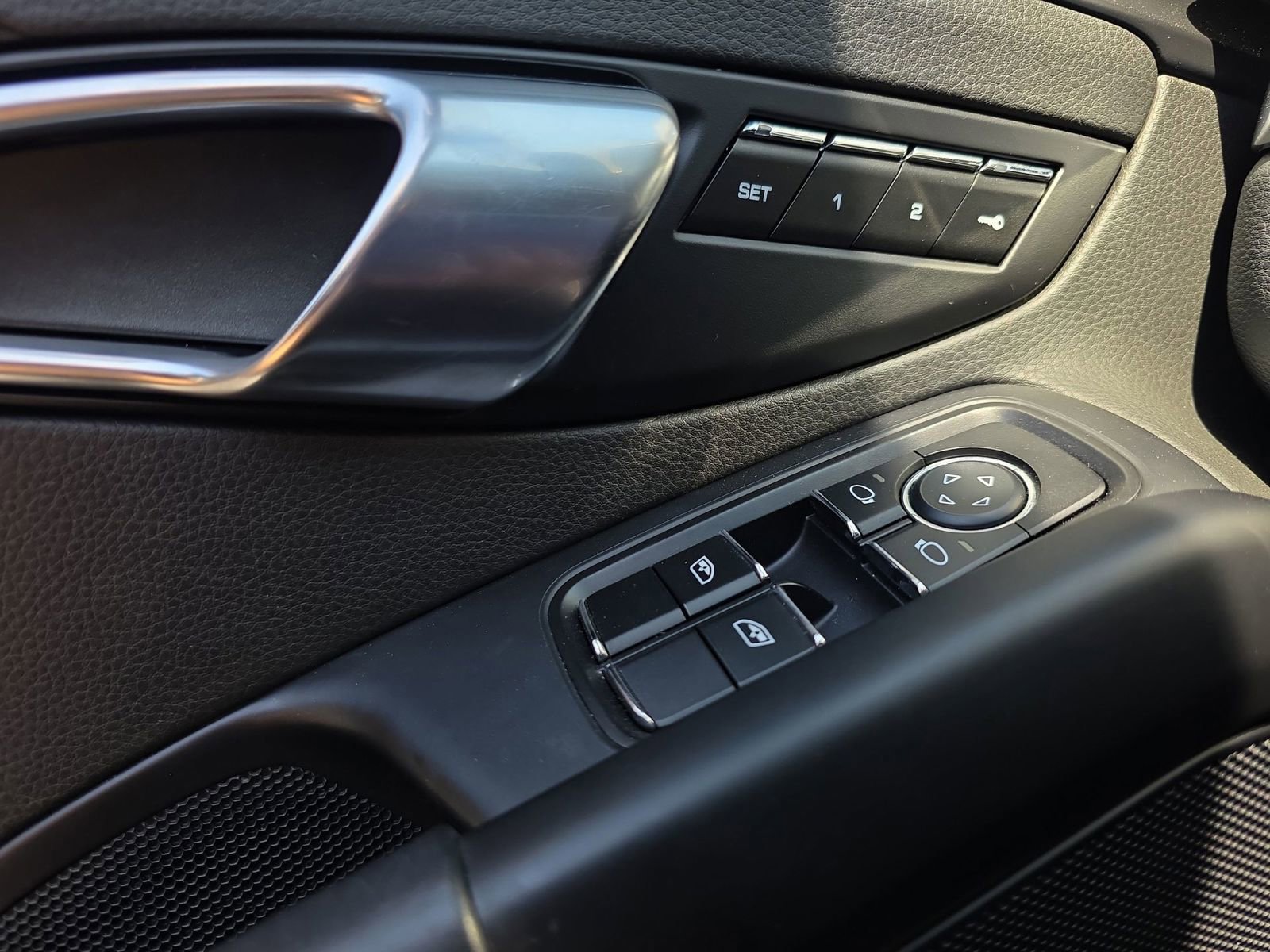 Used 2019 Porsche 718 Boxster image 16