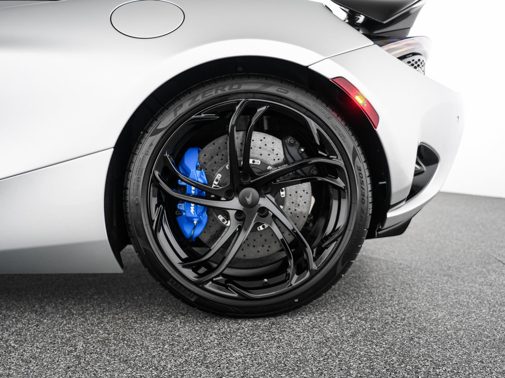 New 2027 McLaren 750S RWD image 34