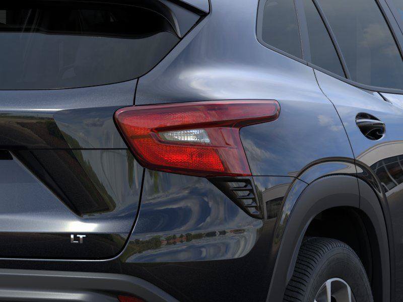 New 2026 Chevrolet Trax LT w/ LT Convenience Package FWD image 11