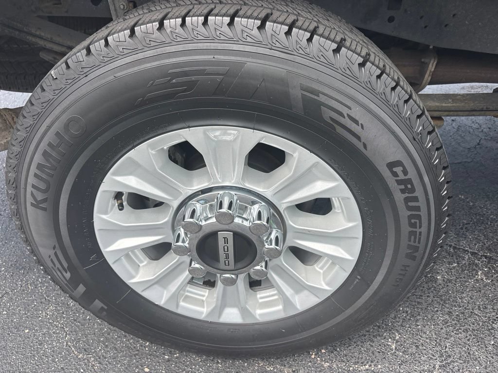 Used 2021 Ford F250 XLT AWD/4WD image 11