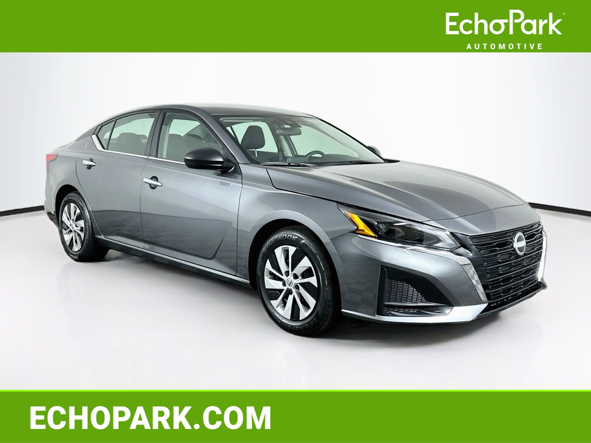 Used 2025 Nissan Altima 2.5 S FWD image 1