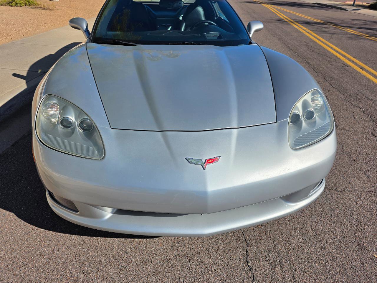 Used 2005 Chevrolet Corvette Convertible w/ Preferred Equipment Group RWD image 17