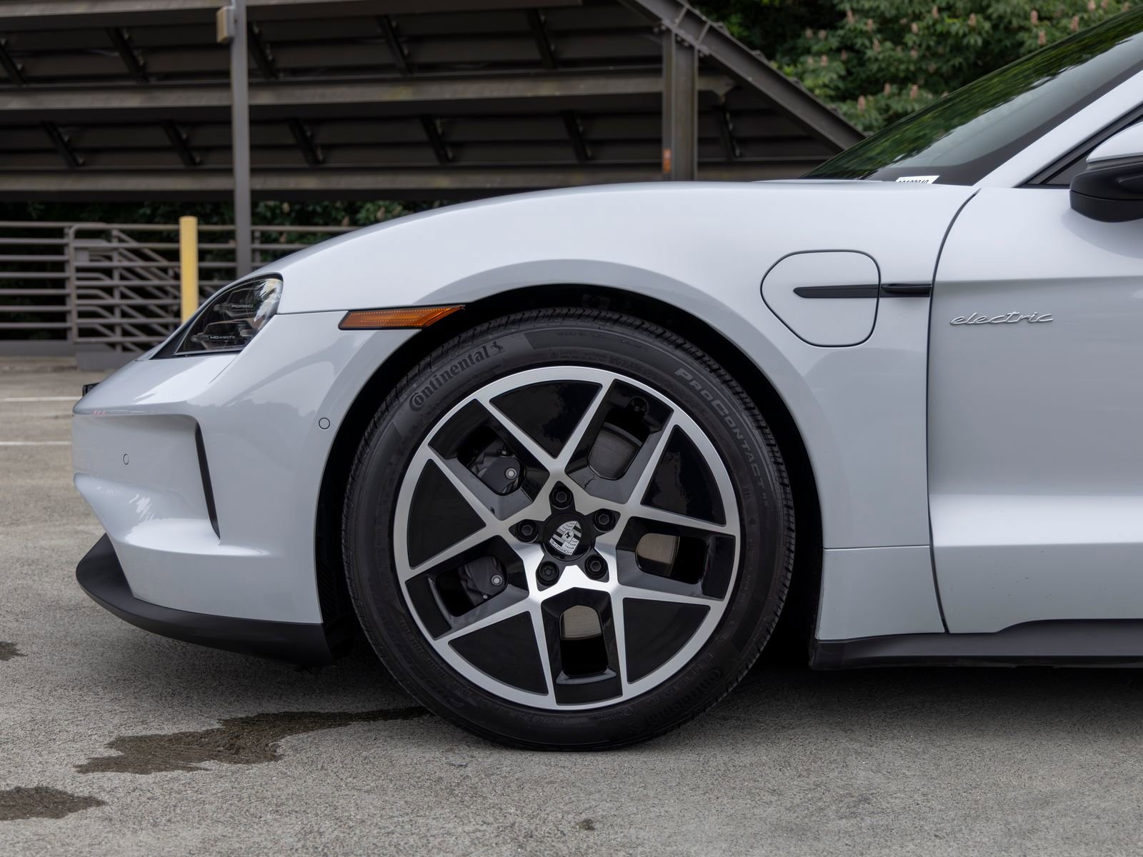 Certified 2025 Porsche Taycan RWD image 13
