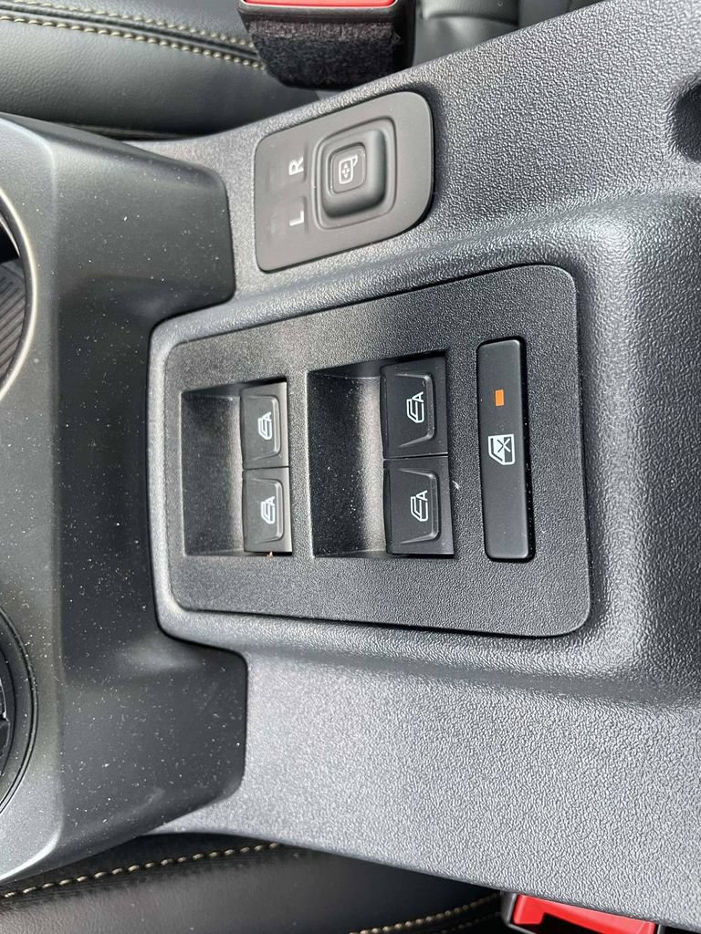 New 2025 Ford Bronco Badlands w/ Sasquatch Package AWD/4WD image 16
