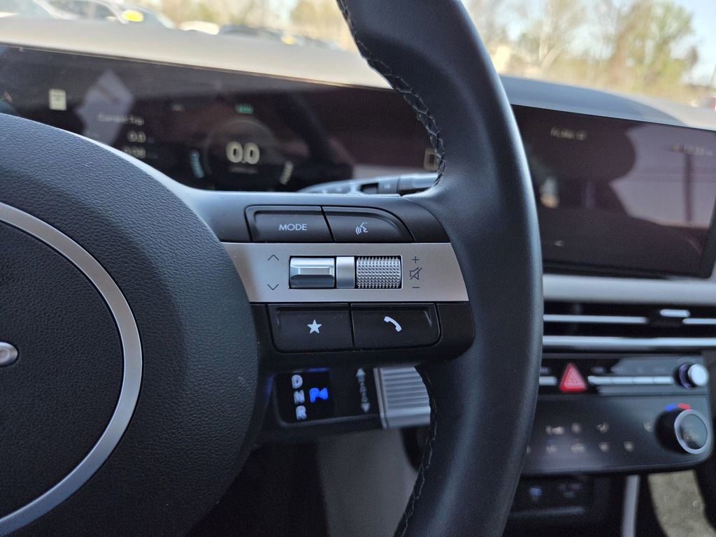 Certified 2025 Hyundai Tucson SEL image 24