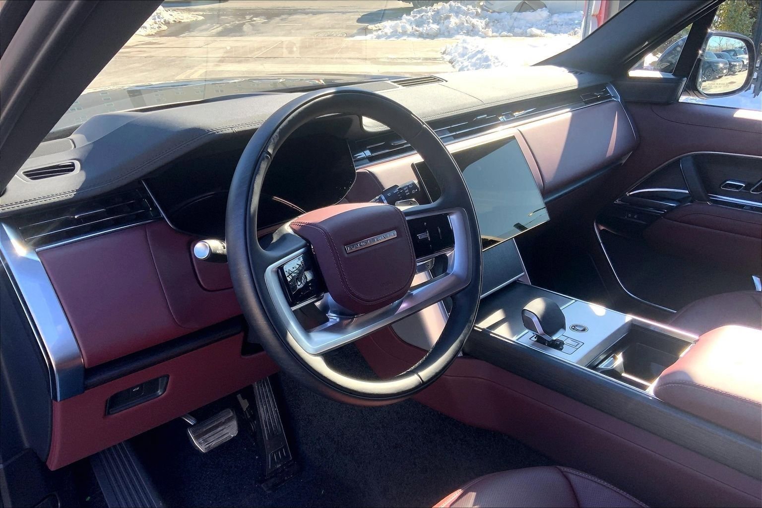 New 2026 Land Rover Range Rover SE image 8