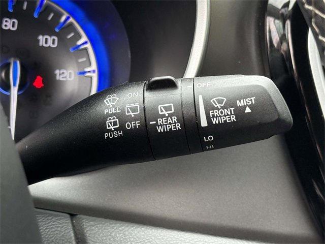 Used 2024 Chrysler Pacifica Touring-L image 22