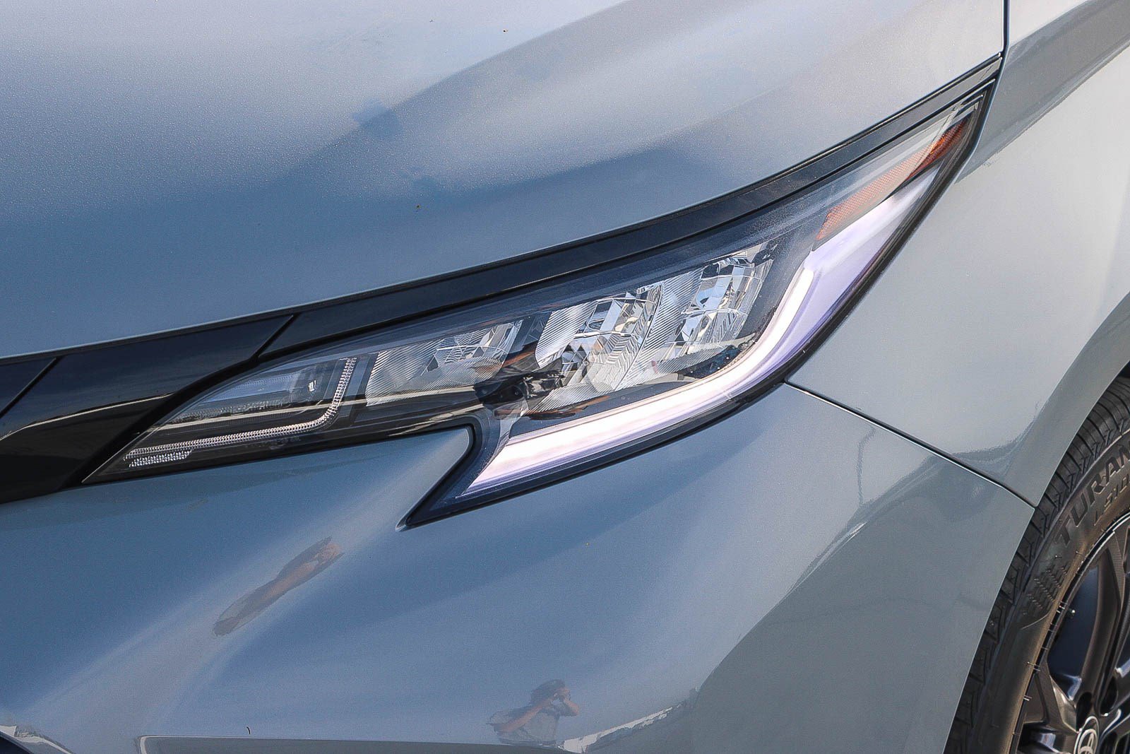 New 2026 Toyota Sienna XSE AWD/4WD image 5