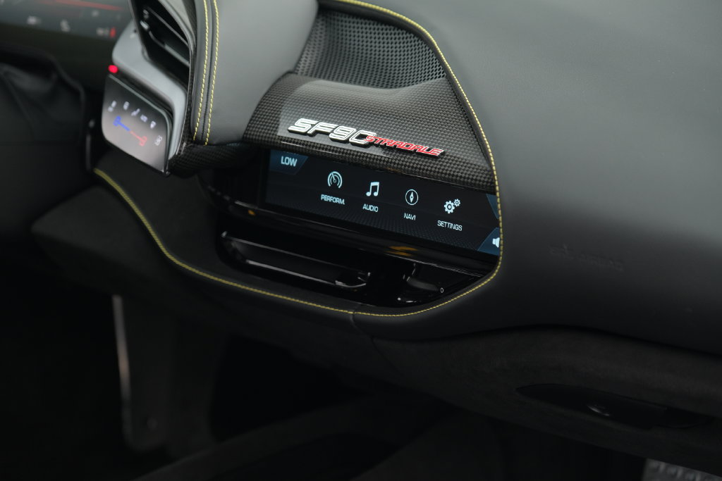 Used 2021 Ferrari SF90 Stradale AWD/4WD image 33