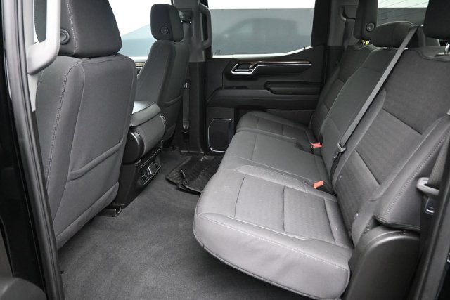 Used 2024 Chevrolet Silverado 1500 LT AWD/4WD image 15