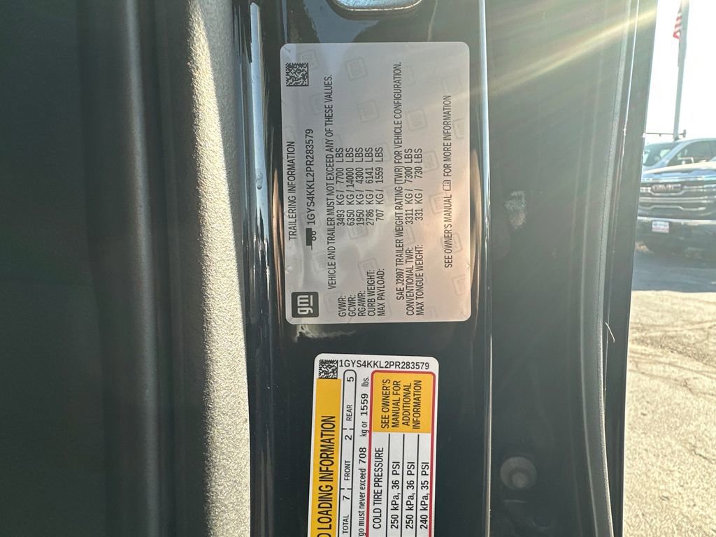 Used 2023 Cadillac Escalade ESV Premium Luxury image 34