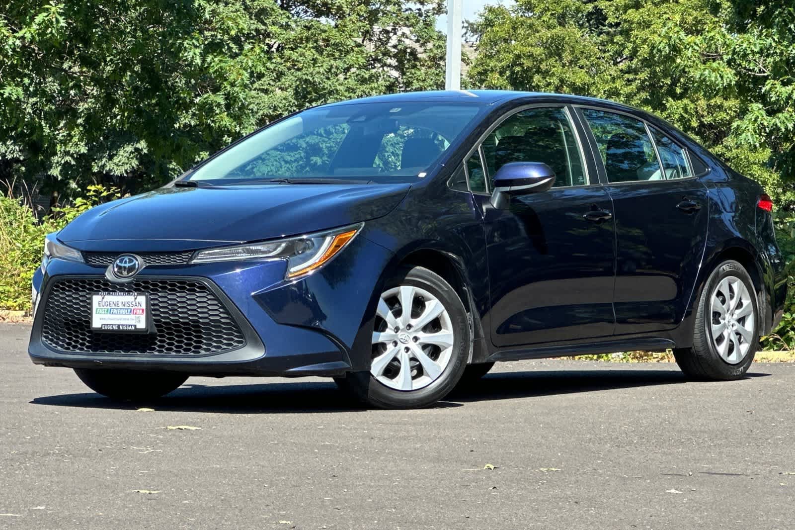 Used 2022 Toyota Corolla LE FWD video 1