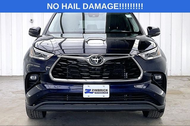 Used 2022 Toyota Highlander Limited AWD/4WD image 3