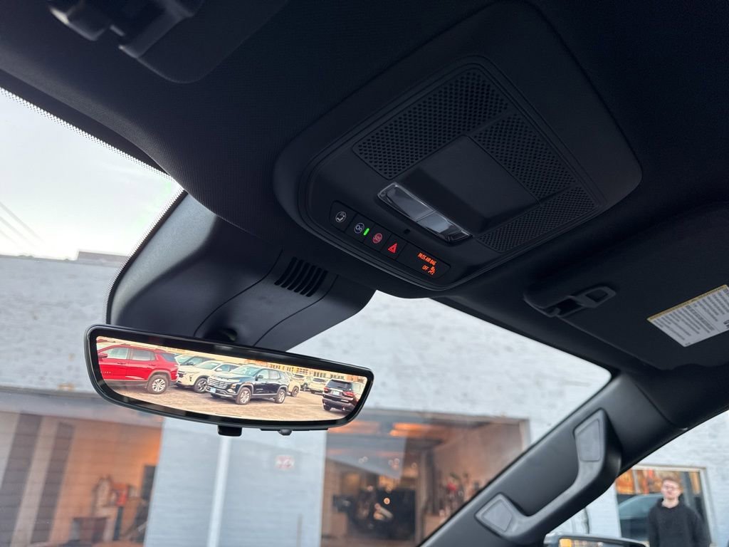 Used 2025 Chevrolet Silverado EV RST image 23