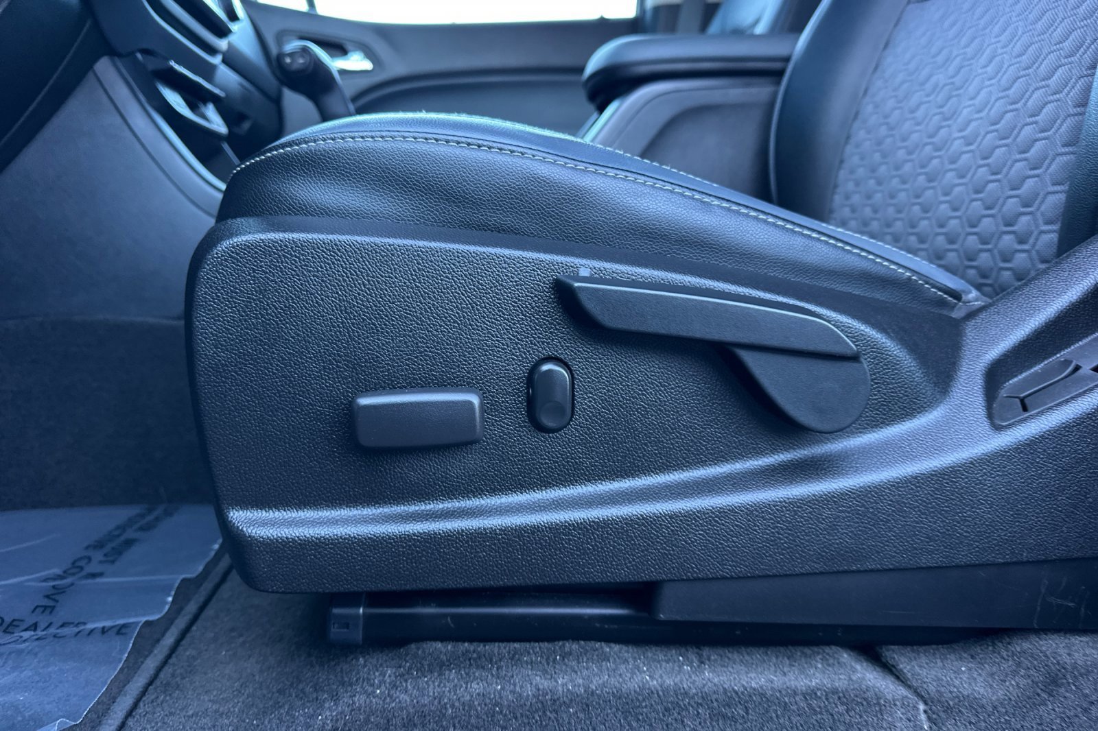 Used 2015 Chevrolet Colorado Z71 image 13