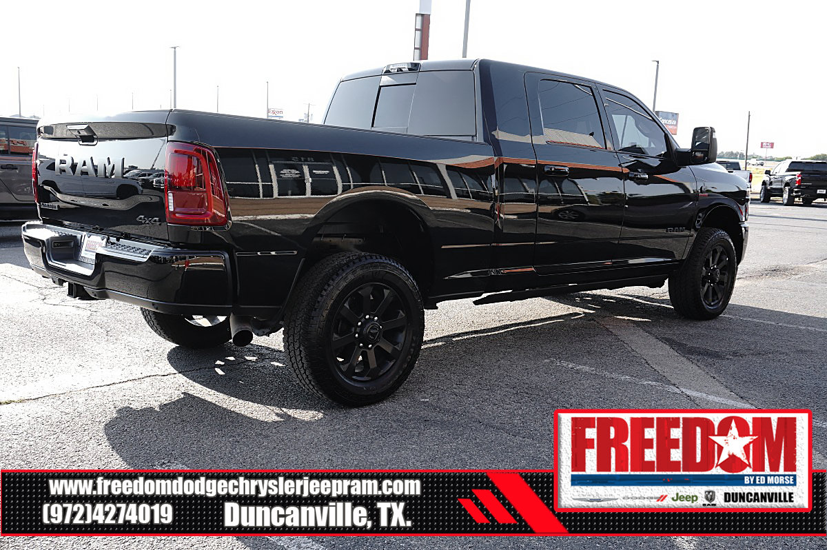 Used 2025 RAM 2500 Laramie AWD/4WD image 5