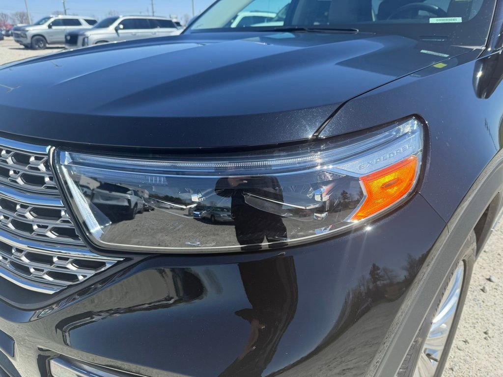 Used 2021 Ford Explorer Limited w/ Equipment Group 301A image 9