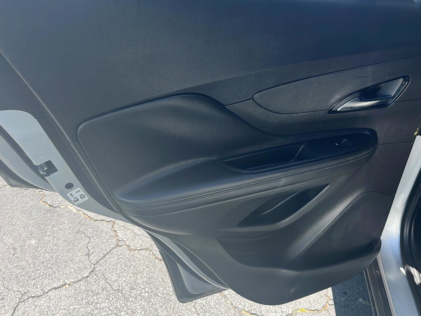 Used 2017 Buick Encore Essence FWD image 21